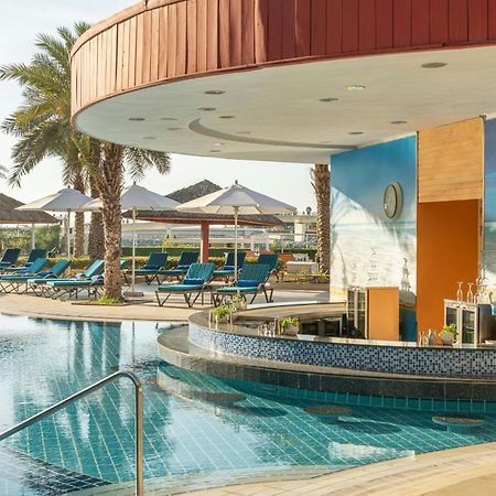 Sheraton Jumeirah Beach Resort Dubai Esterno foto